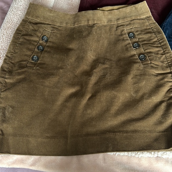Corduroy skirts bundle from banana republic size 0 - Picture 2 of 4